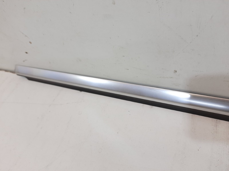 Молдинг двери