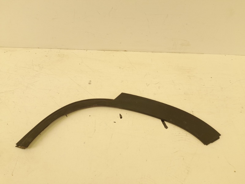 Накладка заднего крыла левого