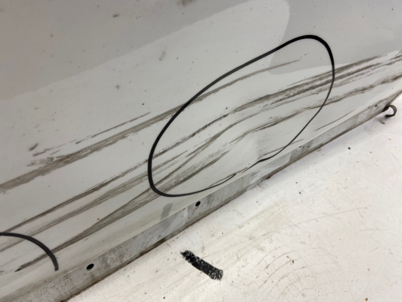 Дверь задняя правая