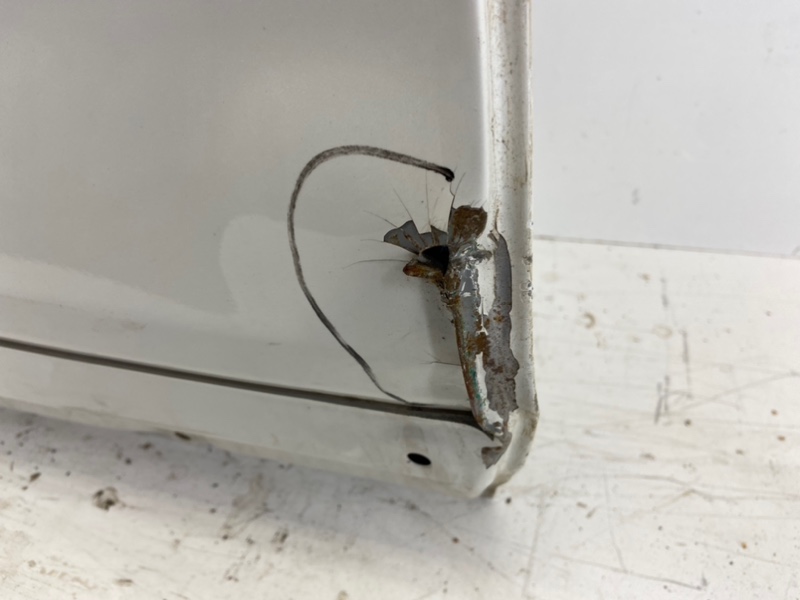 Дверь задняя правая