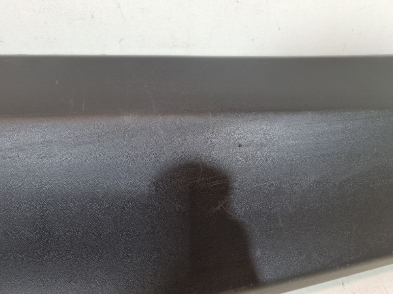 Накладка двери задней правой