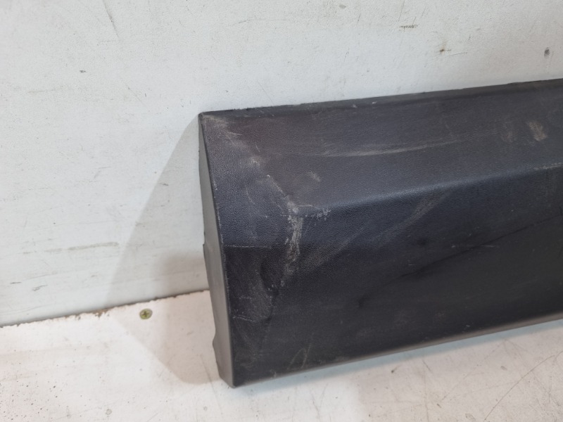 Накладка двери задней левой