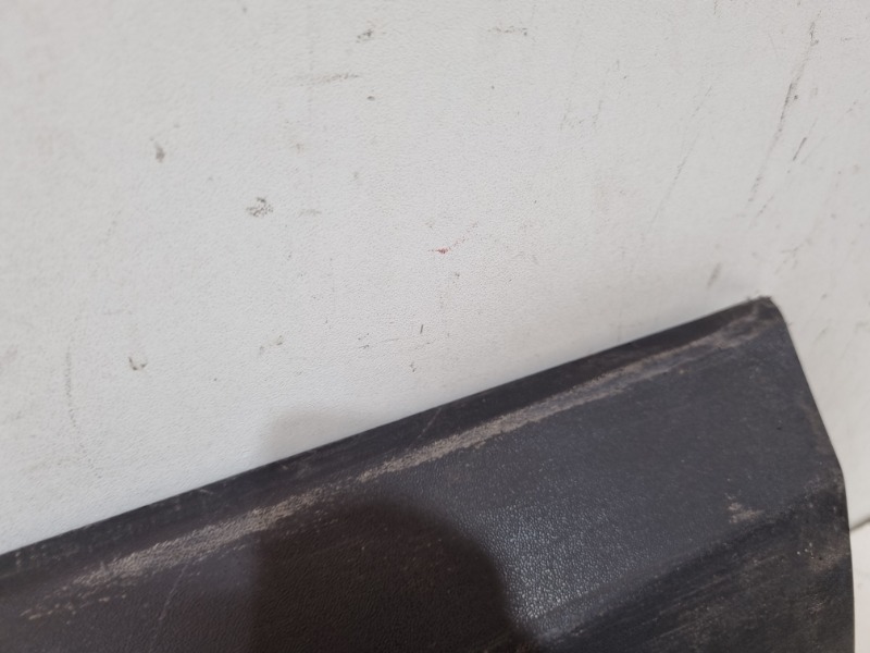 Накладка двери задней левой