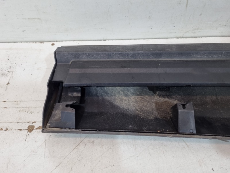 Накладка двери задней левой