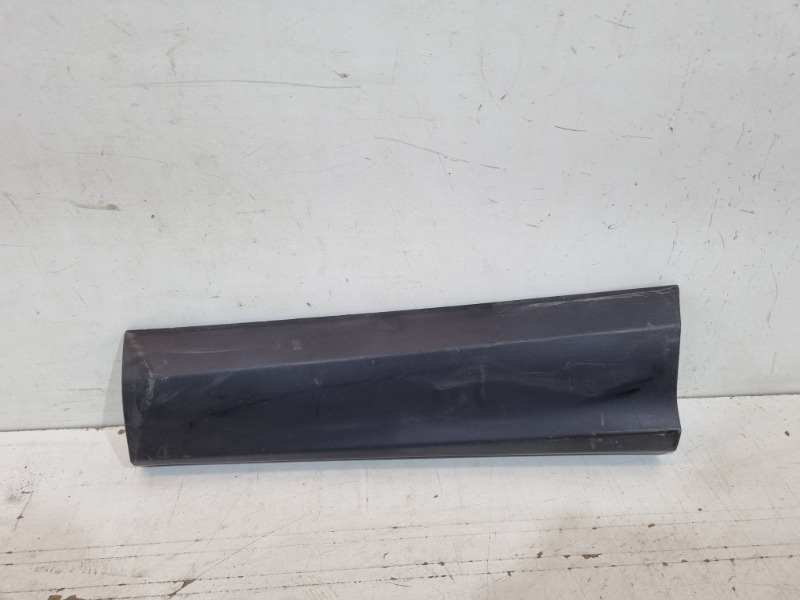 Накладка двери задней левой