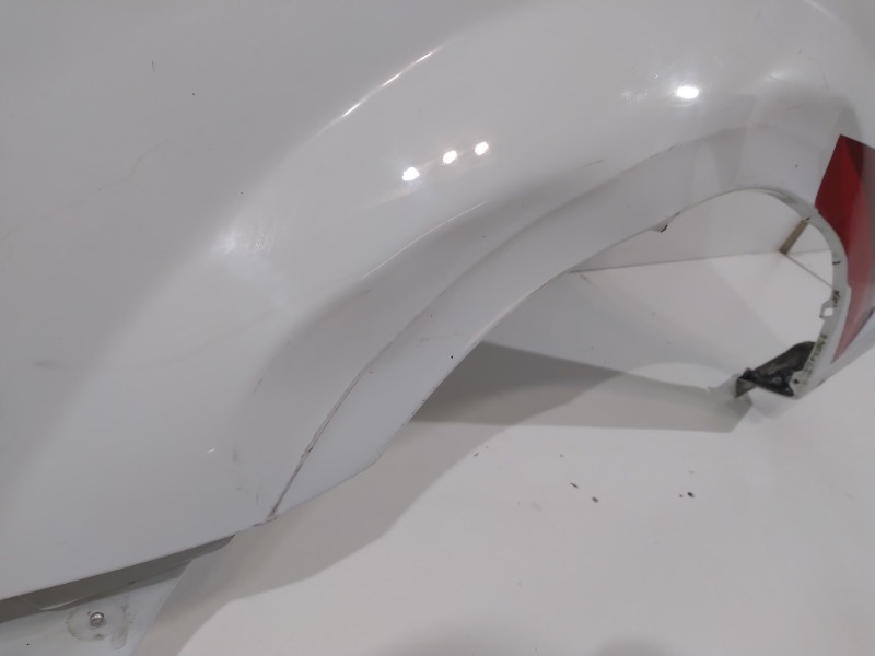 Крыло переднее левое