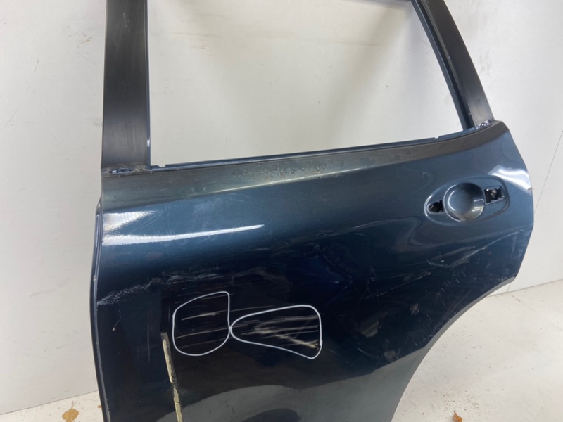 Дверь задняя левая