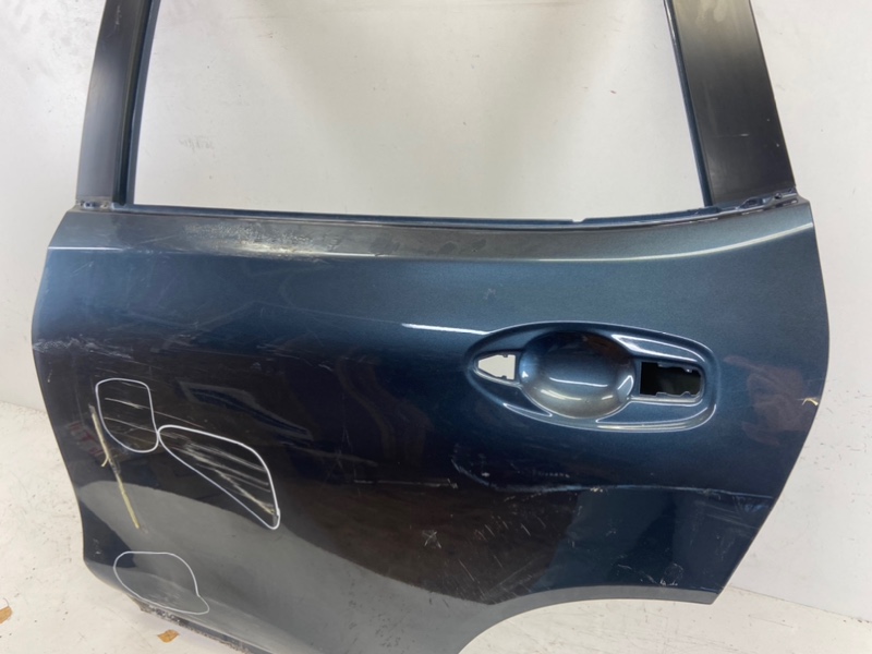 Дверь задняя левая