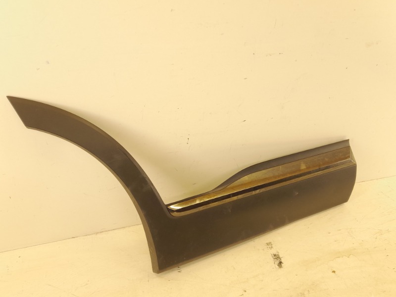 Накладка двери задней правой