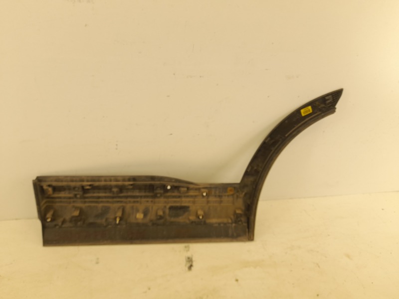 Накладка двери задней правой