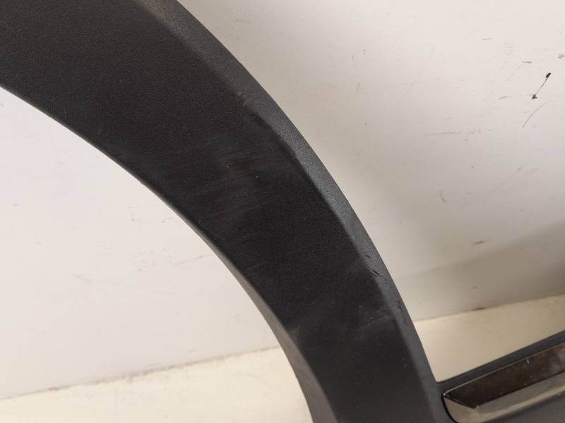 Накладка двери задней правой