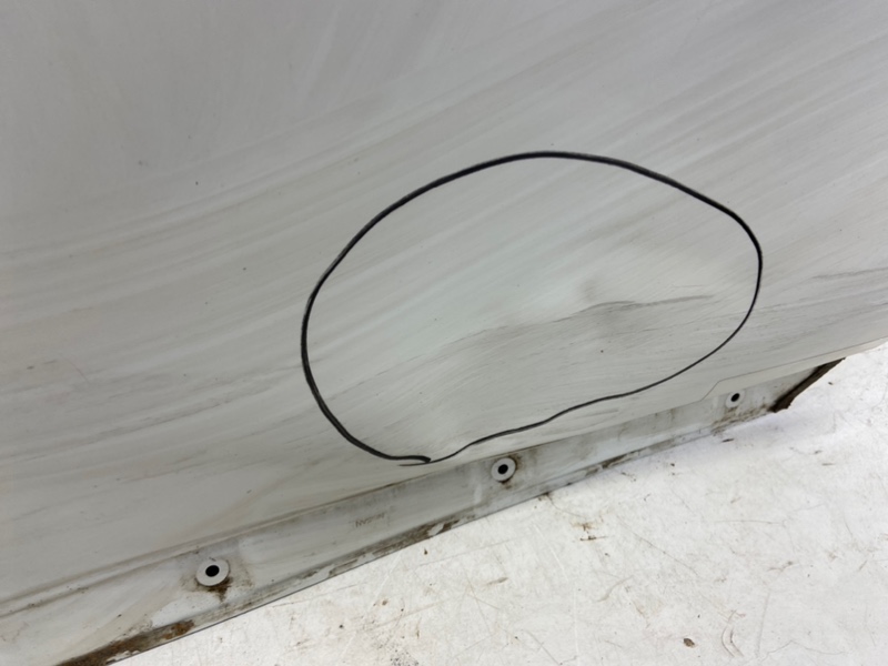 Дверь задняя правая