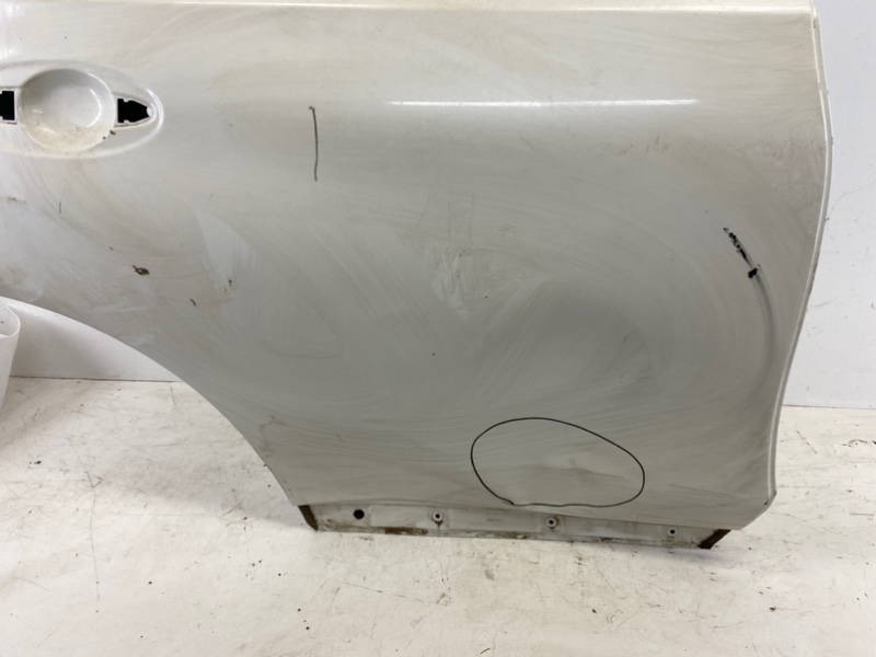 Дверь задняя правая