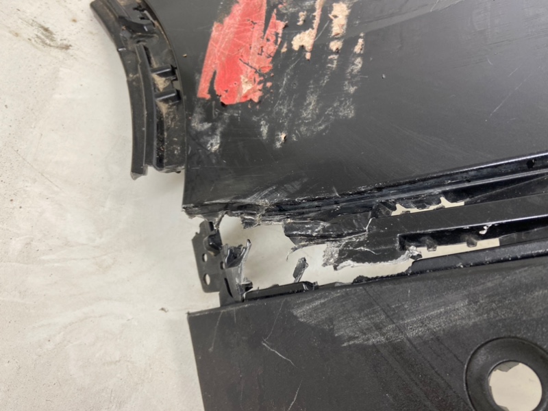 Бампер задний