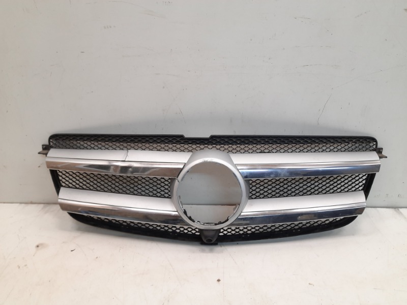 Решетка радиатора