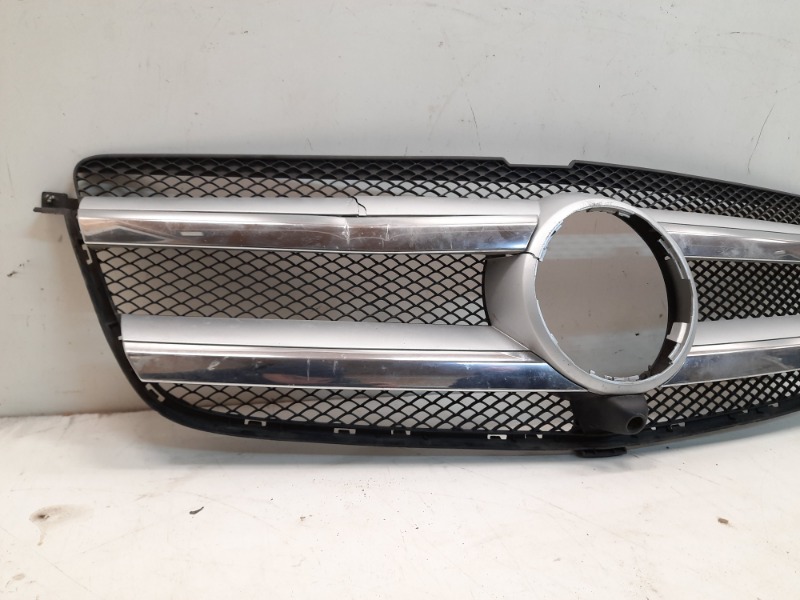 Решетка радиатора