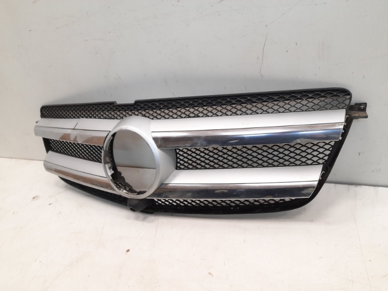 Решетка радиатора