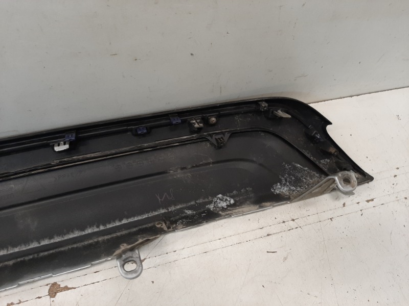 Спойлер заднего бампера