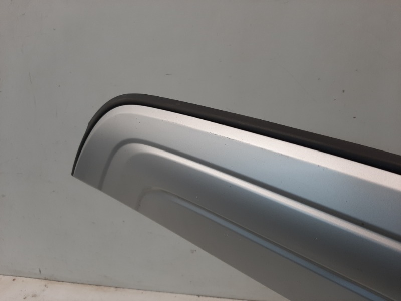 Спойлер заднего бампера