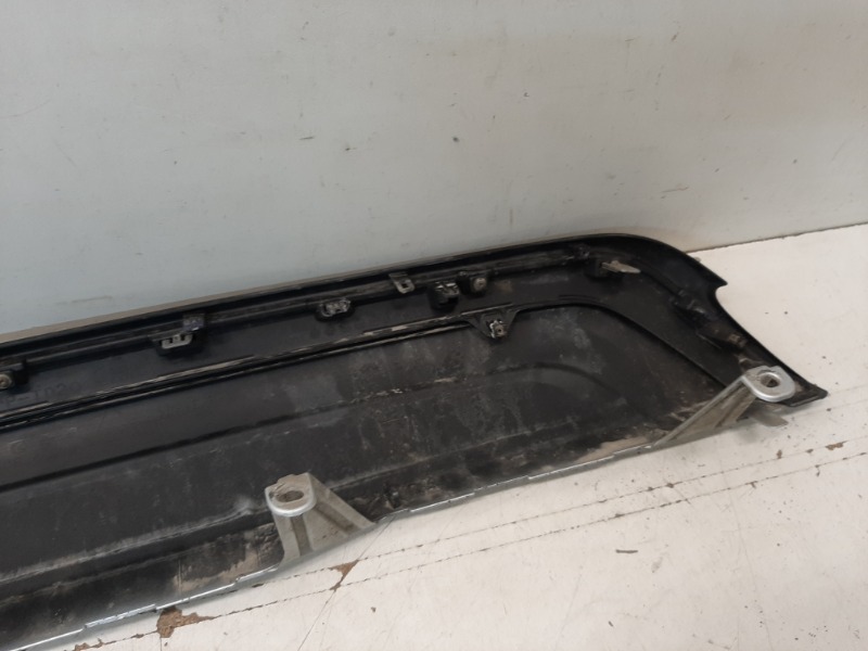 Спойлер заднего бампера