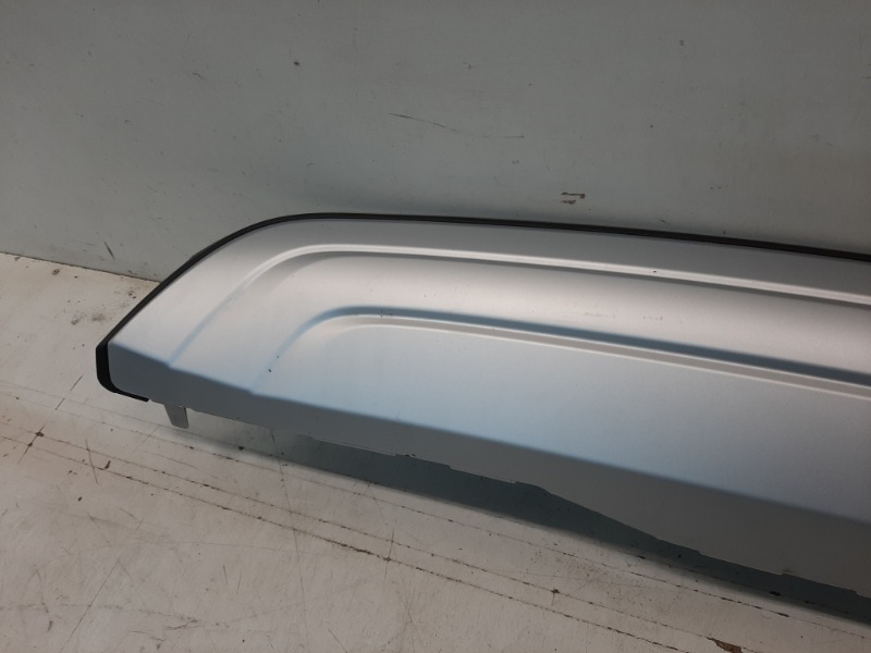 Спойлер заднего бампера