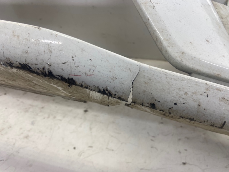 Бампер передний