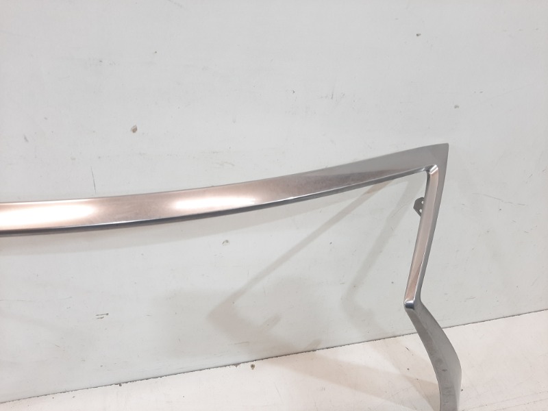 Накладка на решетку радиатора