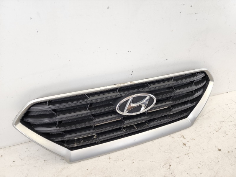 Решетка радиатора