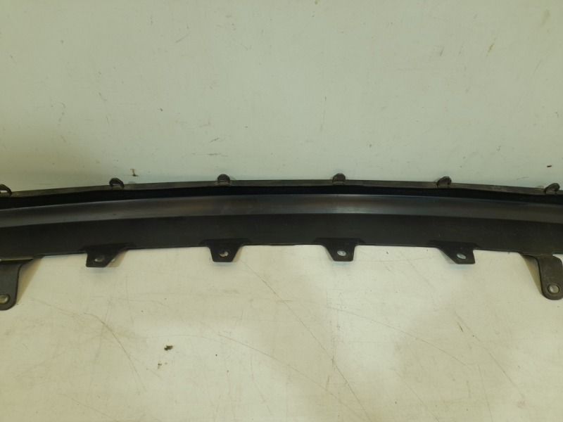 Спойлер заднего бампера