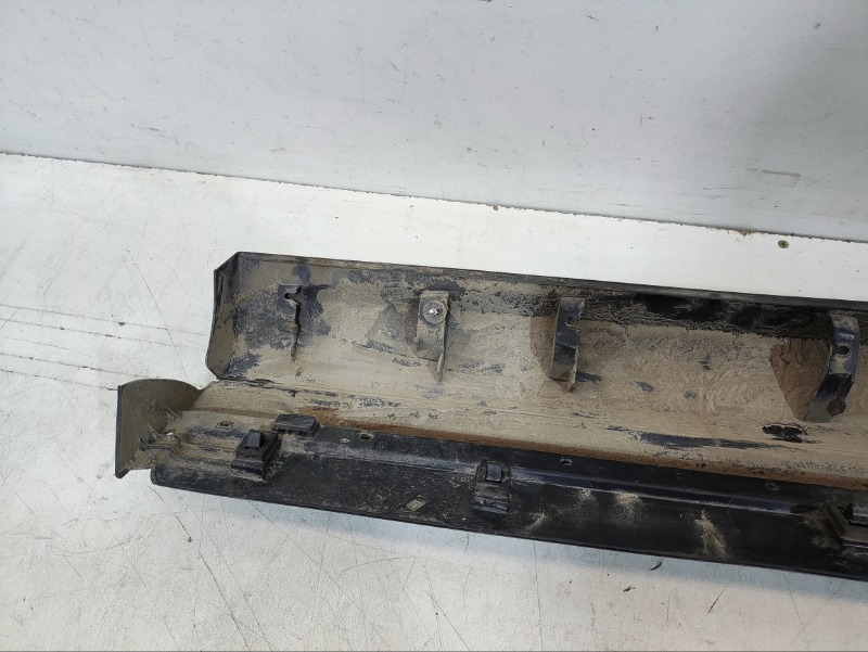 Накладка двери задней левой