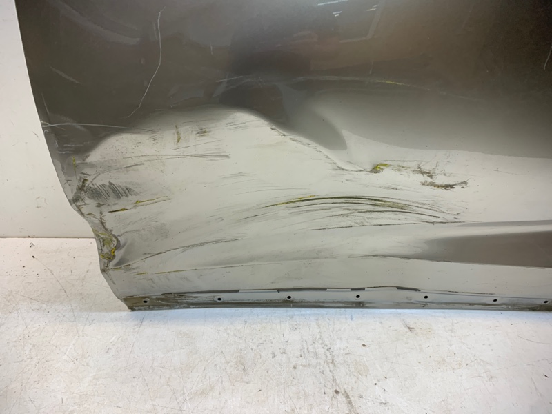 Дверь передняя левая