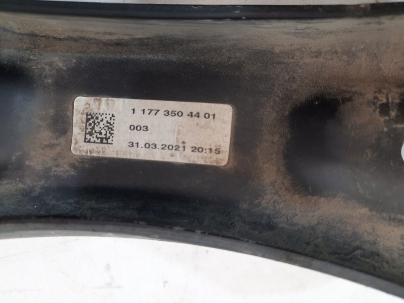 Рычаг задний правый