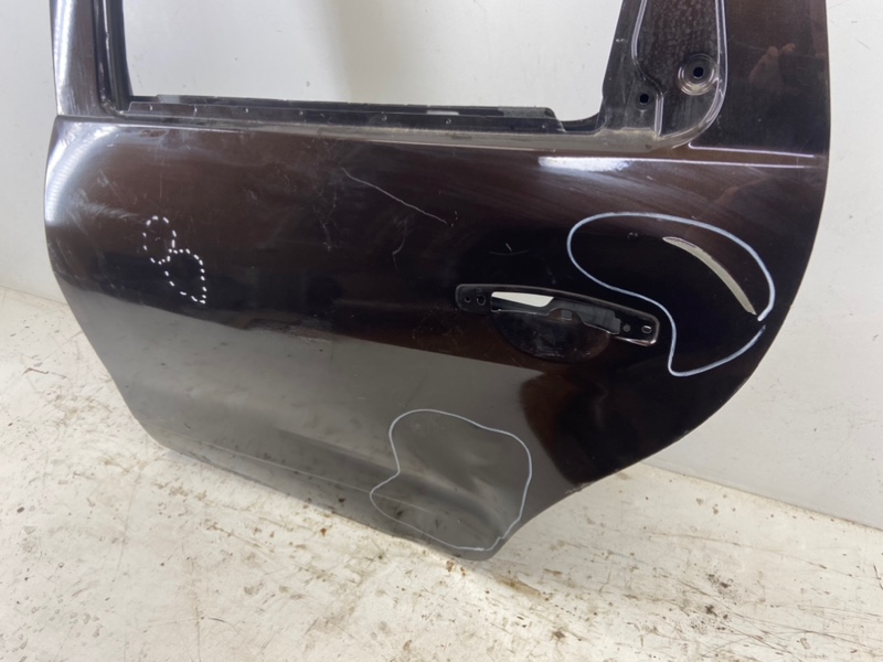 Дверь задняя левая