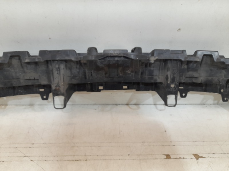 Кронштейн решетки радиатора