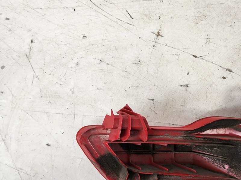 Фара противотуманная левая