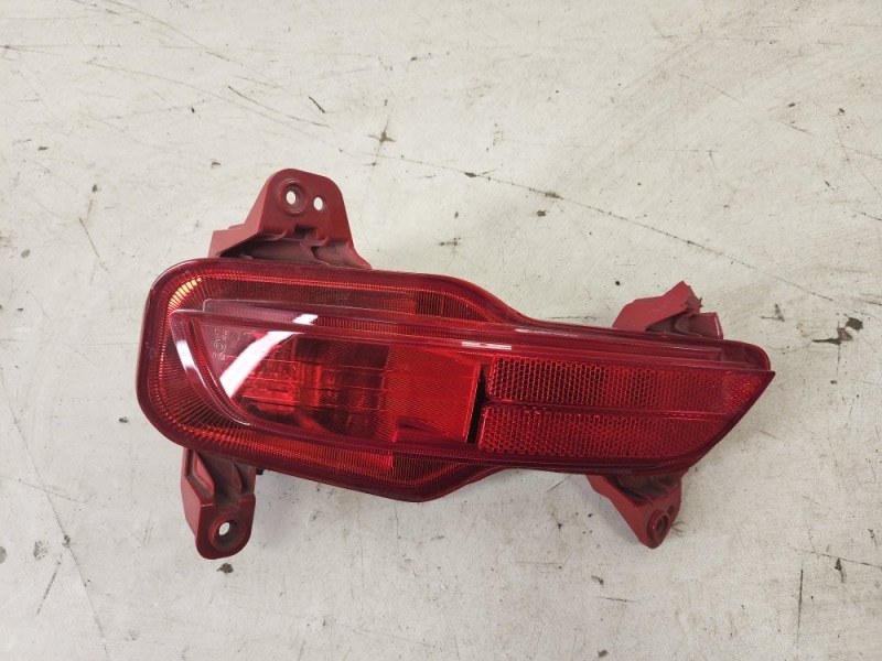 Фара противотуманная левая