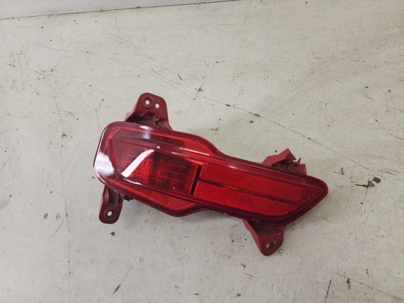 Фара противотуманная левая