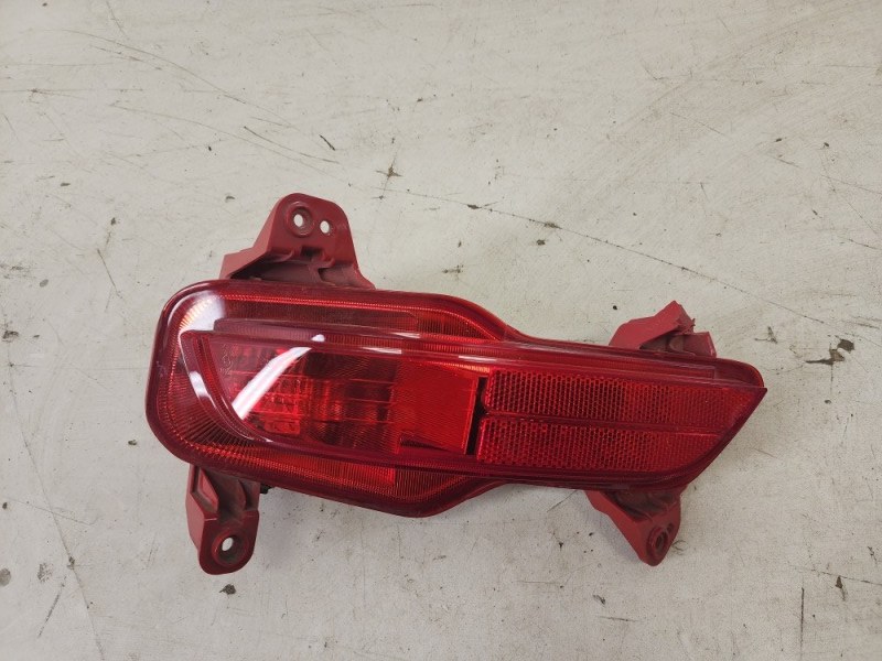 Фара противотуманная левая