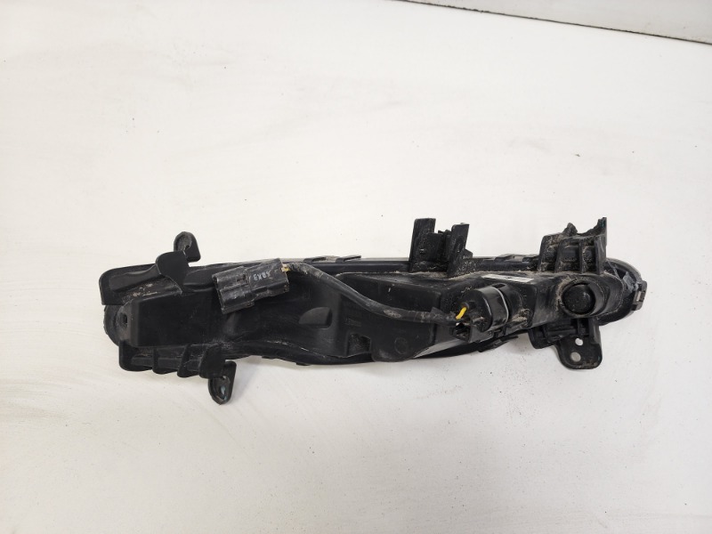 Фара противотуманная правая