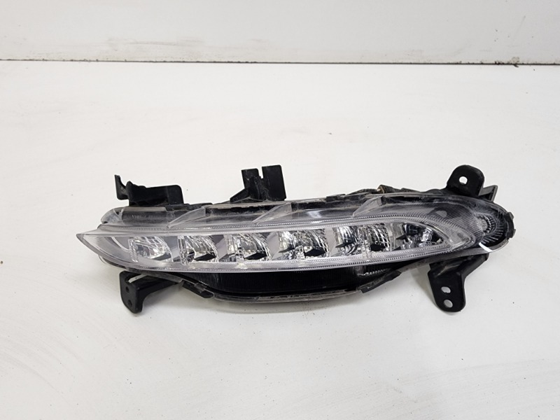 Фара противотуманная правая