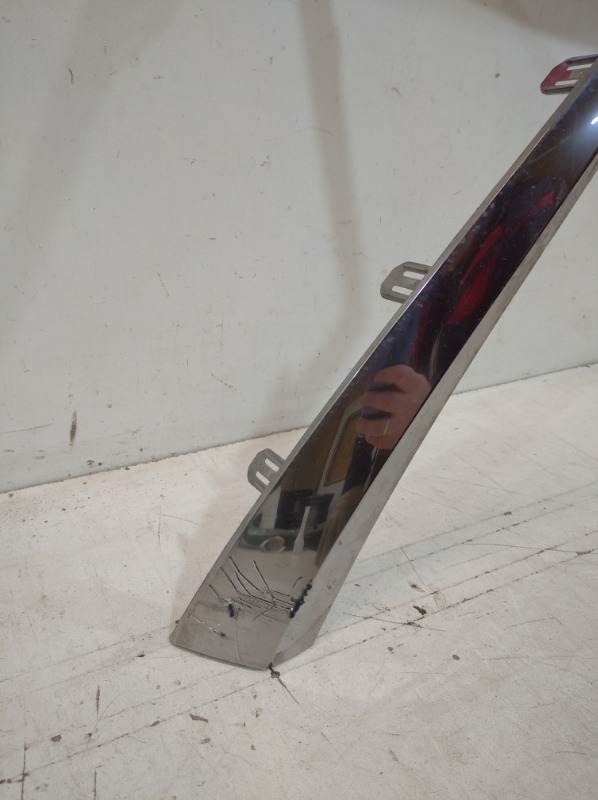 Накладка на решетку радиатора