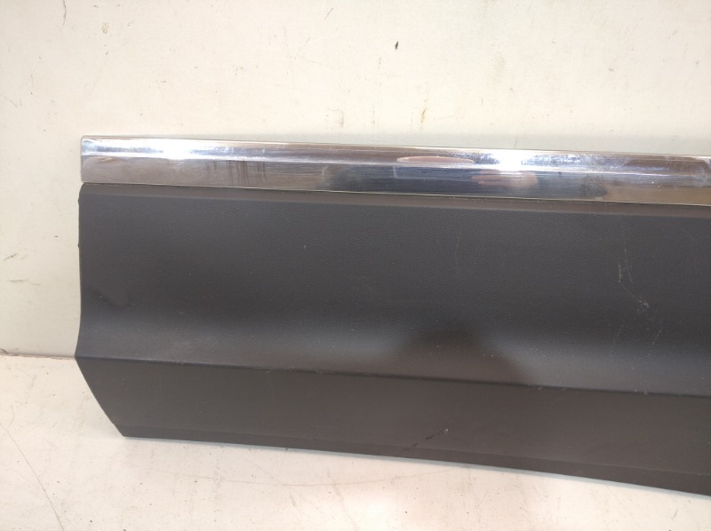 Накладка двери задней левой