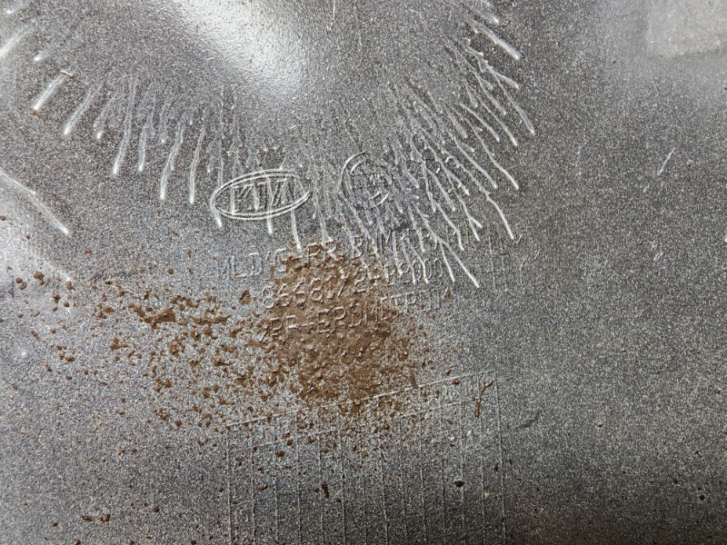 Бампер задний