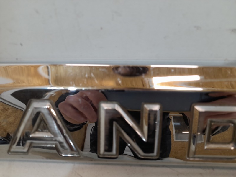 Накладка крышки багажника