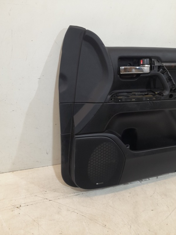 Обшивка двери