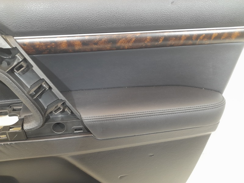 Обшивка двери