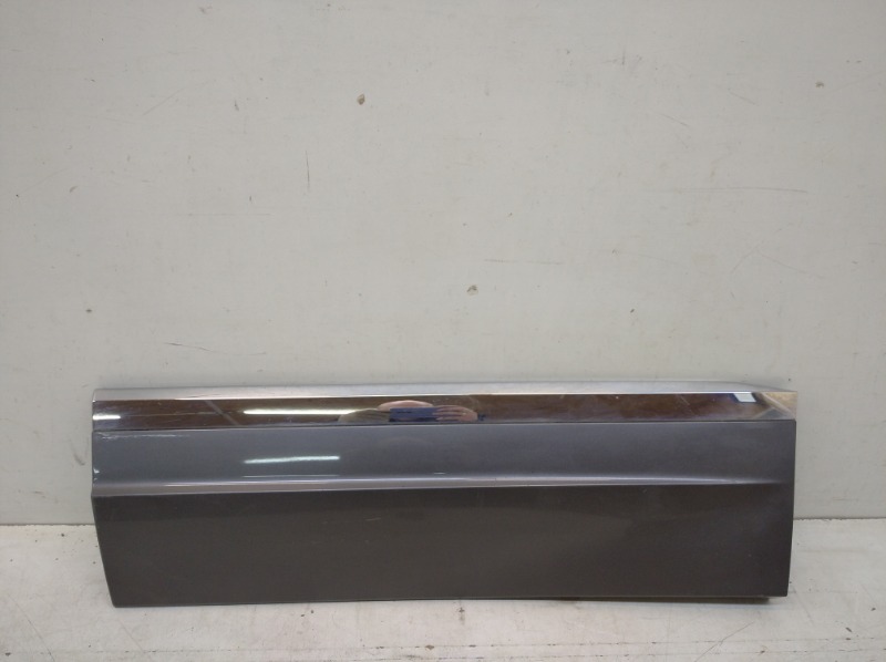 Накладка двери задней левой