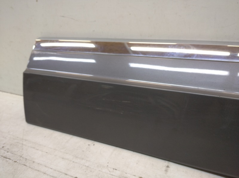 Накладка двери задней левой