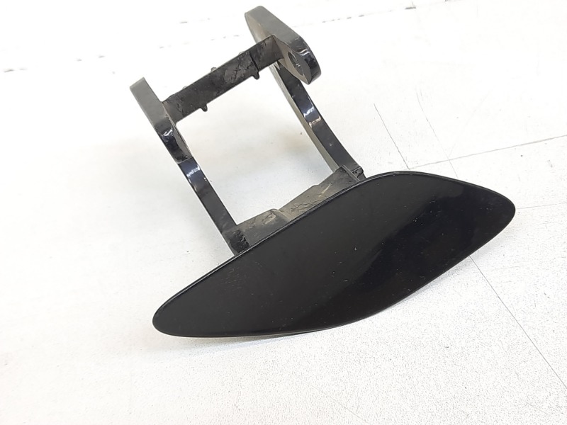 Крышка форсунки омывателя фар