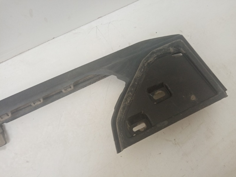 Накладка на подножку